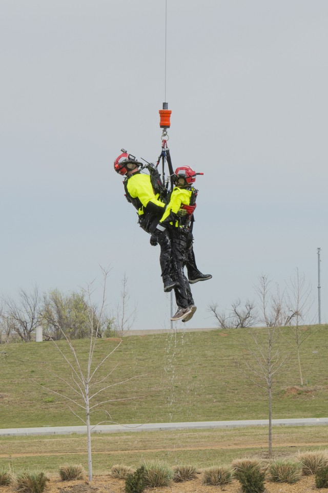 Oklahoma Guardsman splash down with Task Force One