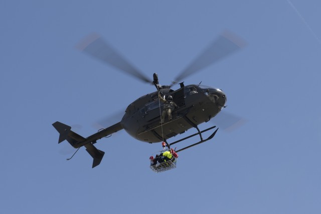 Oklahoma Guardsman splash down with Task Force One