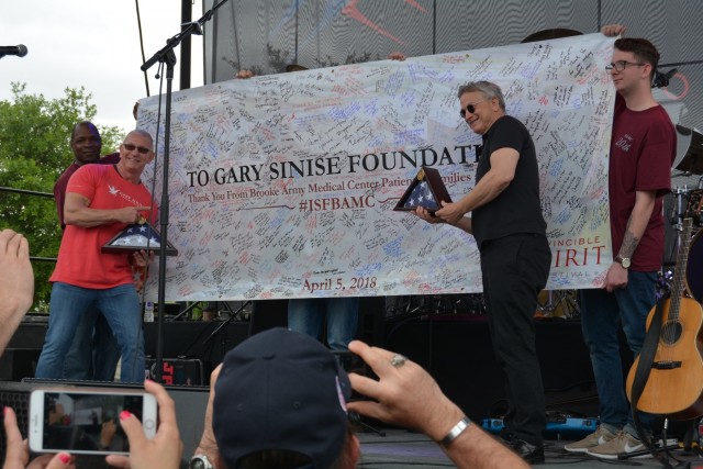 Sinise Invincible Spirit 2018