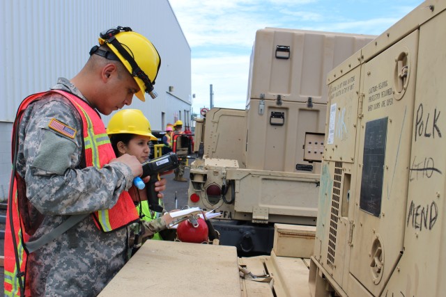 599th partners with 931st ETOE for offload