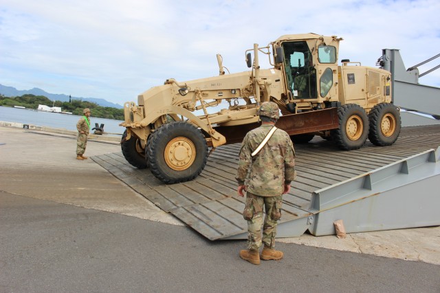 599th partners with 931st ETOE for offload
