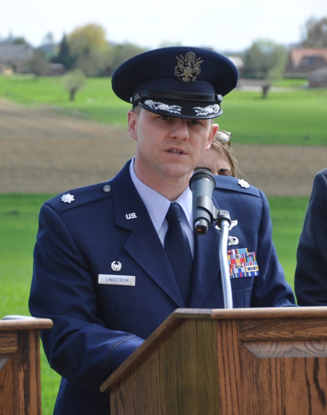 Air Force LTC Craig D. Lindstrom speaks at Royal Flush commemorations