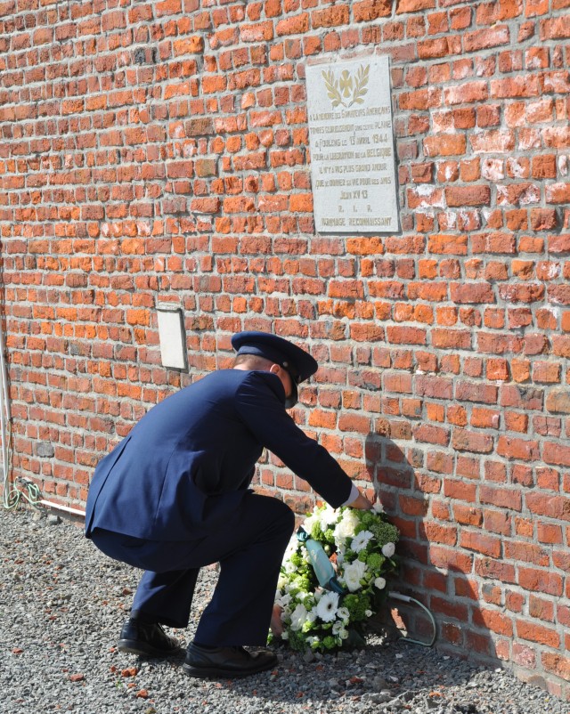 Air Force LTC Craig Lindstrom lays a wreath in Fouleng