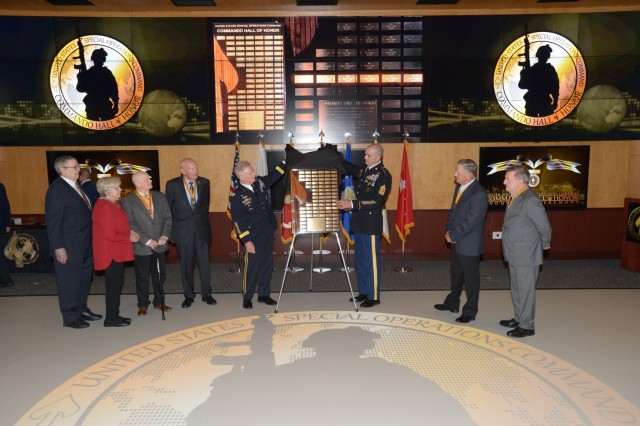 USSOCOM inducts six new members into Commando Hall of Honor
