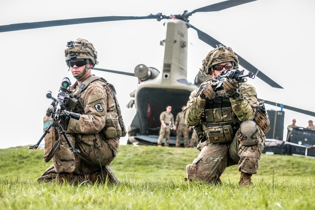 'Sky Soldiers' innovate through air assault training in Europe ...