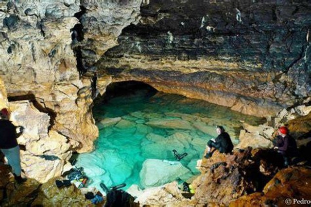 Oliero Caves
