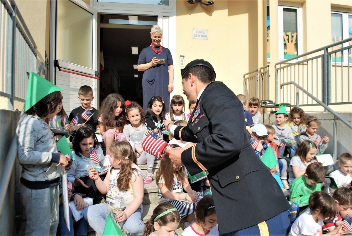 usag-italy-participates-in-italian-liberation-day-ceremony-article