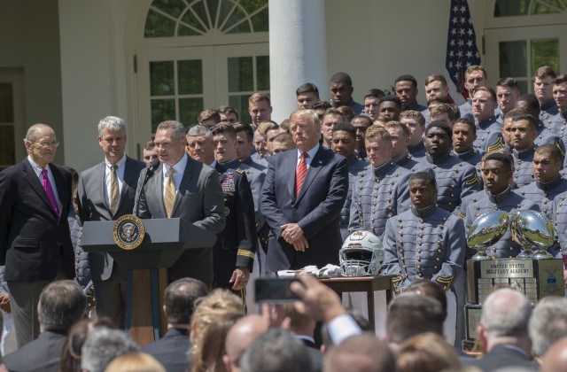 President Trump presents Commander-in-Chief's Trophy to Army team of 'fighters'