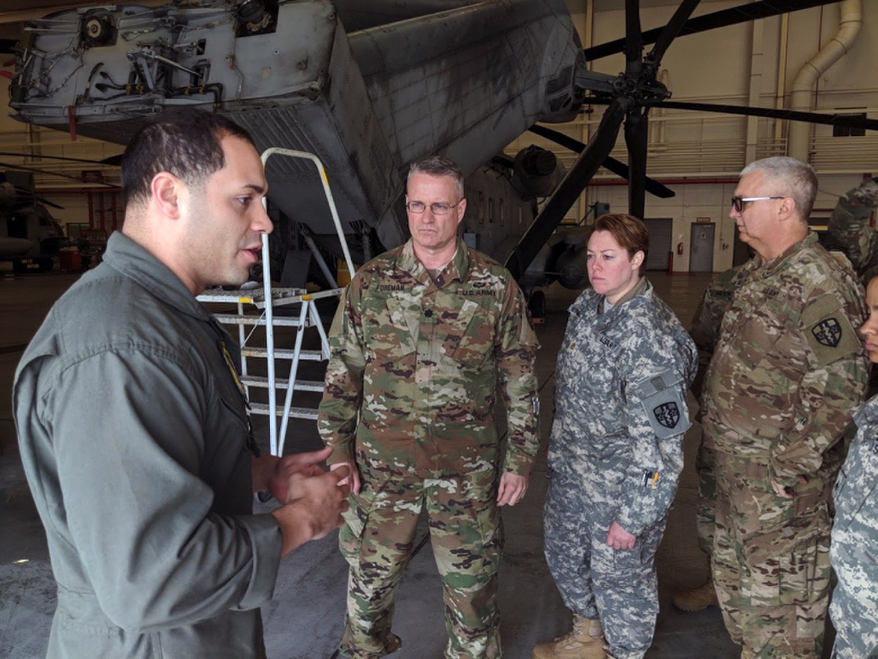 7221st Medical Support Unit conducts training with Marine helicopter ...