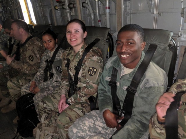 7221st Medical Support Unit conducts training with Marine helicopter unit