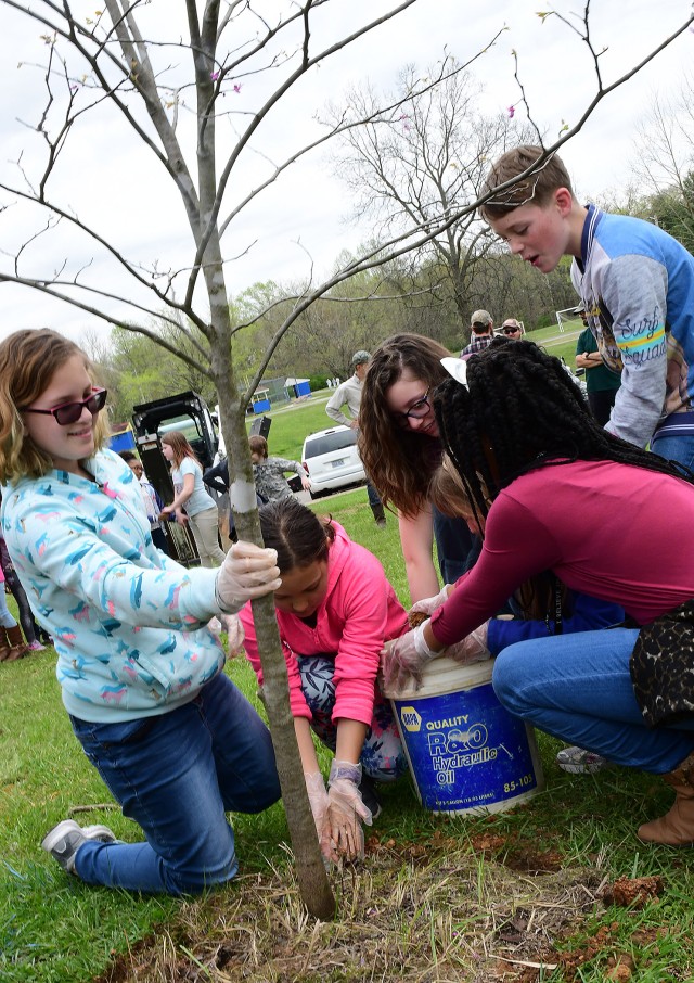 Van Voorhis elementary students plant tree for Earth Day