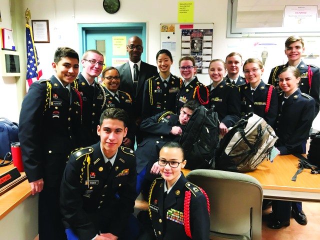 Vicenza JROTC earns gold star