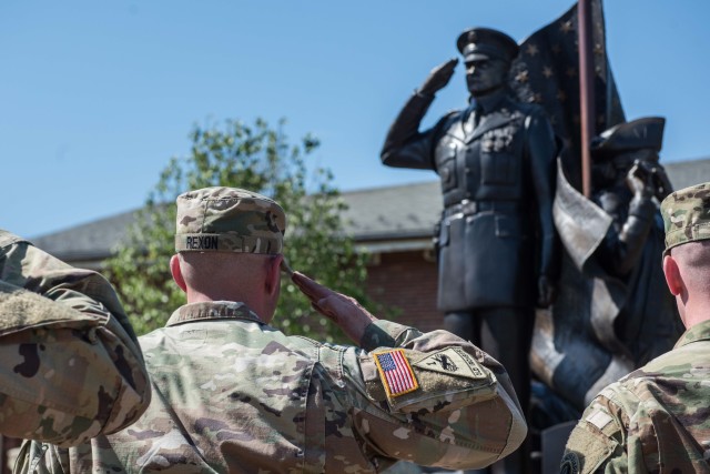 Old Guard monument