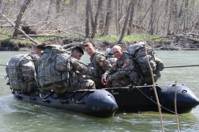 'Big Red One' Soldiers take second place during 2018 Lieutenant General Robert B. Flowers Best Sapper Competition