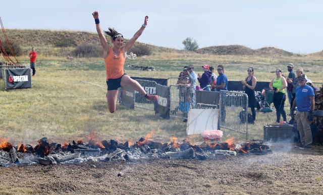 Spartan Race: Thousands tackle obstacles, terrain