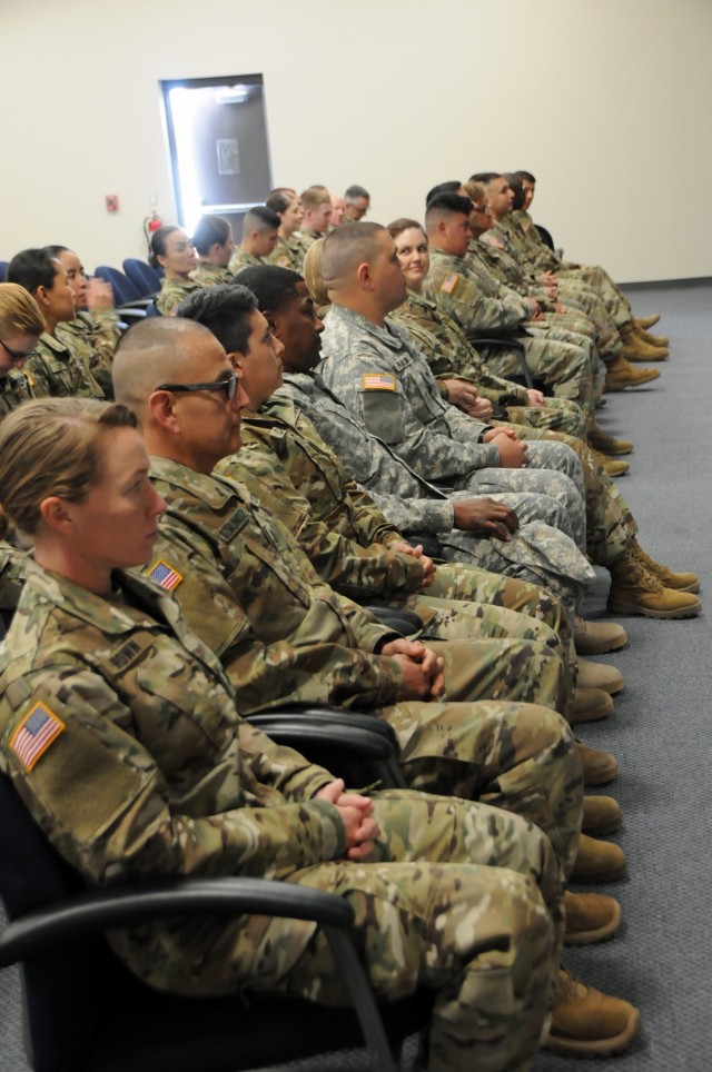 Albuquerque Army Reserve unit mobilizes for medical SRP mission