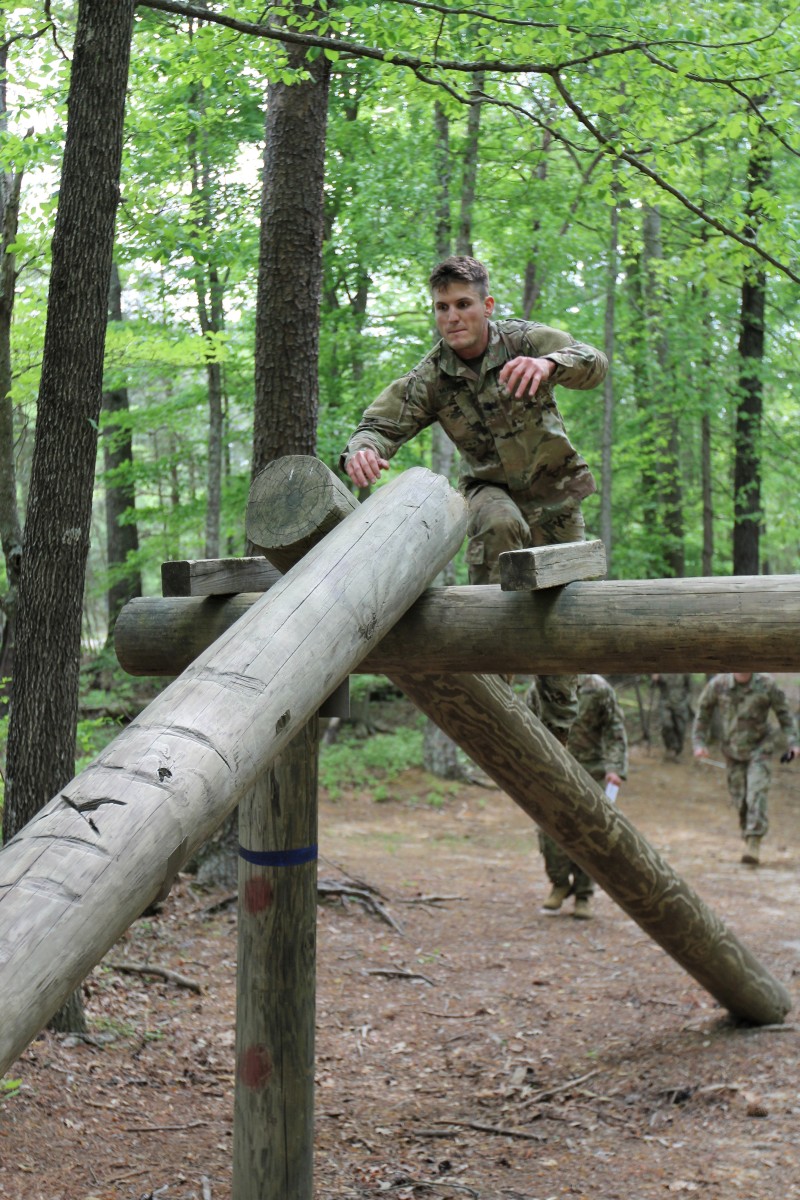 Cyber Soldiers Compete In The Best Warrior Competition To Challenge 