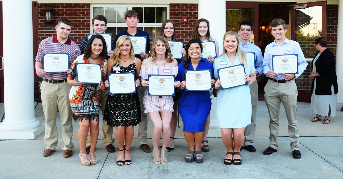 Spouses Club Fort Rucker youth receive 14,000 in scholarships