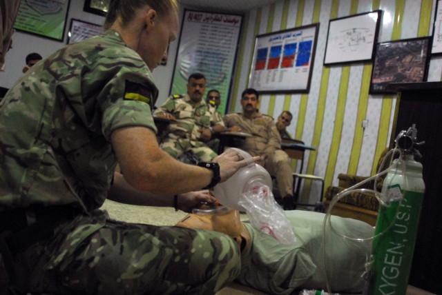 Aeromedical training teaches troops how to preserve life