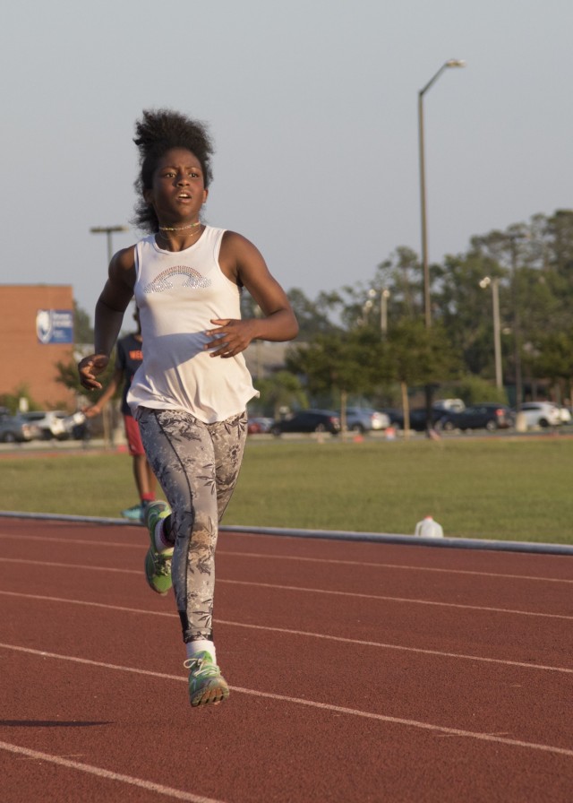 Fort Stewart CYS track members go to State