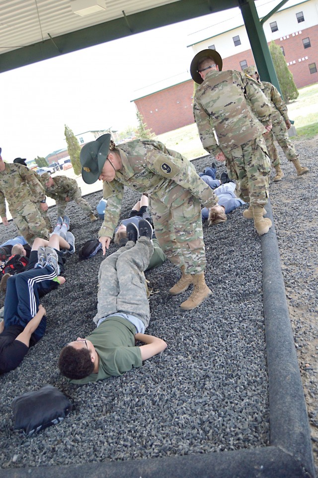 Future Soldiers get glimpse of basic training