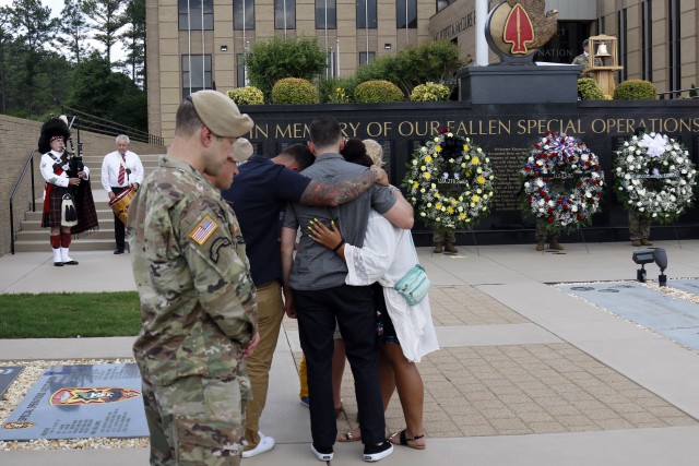 USASOC remembers fallen with outdoor ceremony