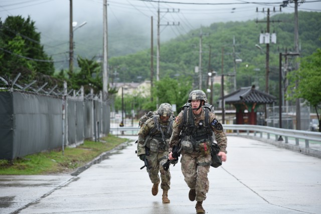 Eighth Army Soldiers 'Fight Tonight' for title of Best Warrior in Korea