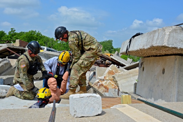 Utah Homeland Response Force trains in Missouri seismic zone