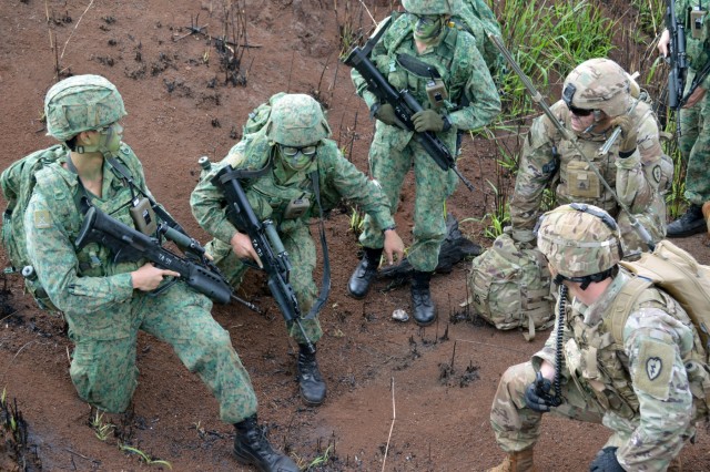 US, Singapore troops conduct Tiger Balm 18 live fire exercise