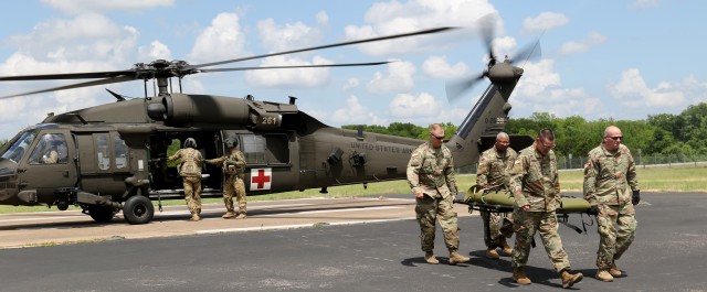 2-291 AV BN supports 3-126th GSAB medevac training