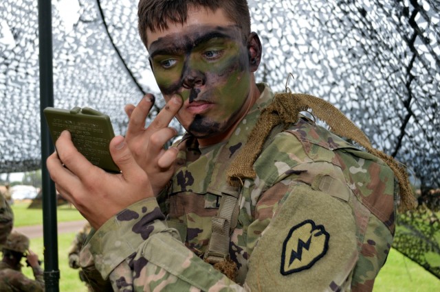 'Tropic Lightning' Soldiers train up for EIB