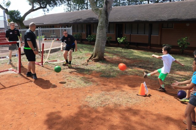 84th Engineer Battalion 'Gets Fit' with Mililani Uka Elementary School