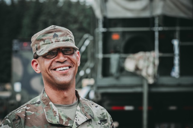 A wash and dry keeps spirits high during Saber Strike 18