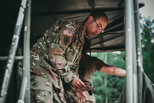 A wash and dry keeps spirits high during Saber Strike 18