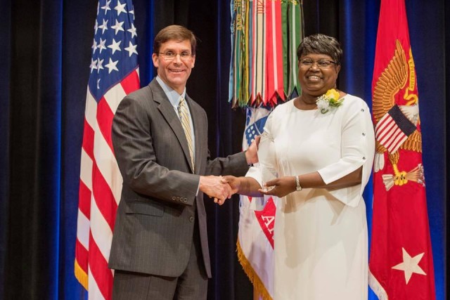 Forces Command Equal Employment Opportunity Director Receives Army Award