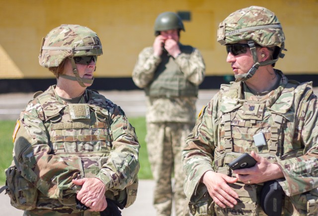 NY Army National Guard commander visits troops training Ukrainian soldiers
