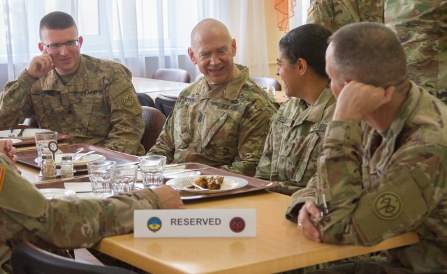 NY Army National Guard commander visits troops training Ukrainian soldiers