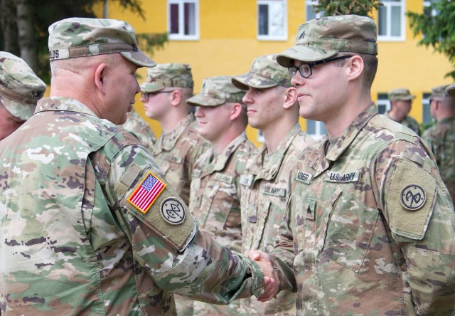 NY Army National Guard commander visits troops training Ukrainian soldiers