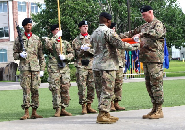 Pilot program, 123rd Division Signal Battalion, deactivates