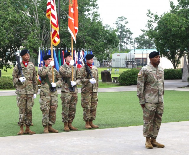 Pilot program, 123rd Division Signal Battalion, deactivates