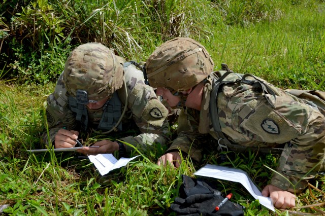 'Tropic Lightning' Soldiers train up at land nav for EIB