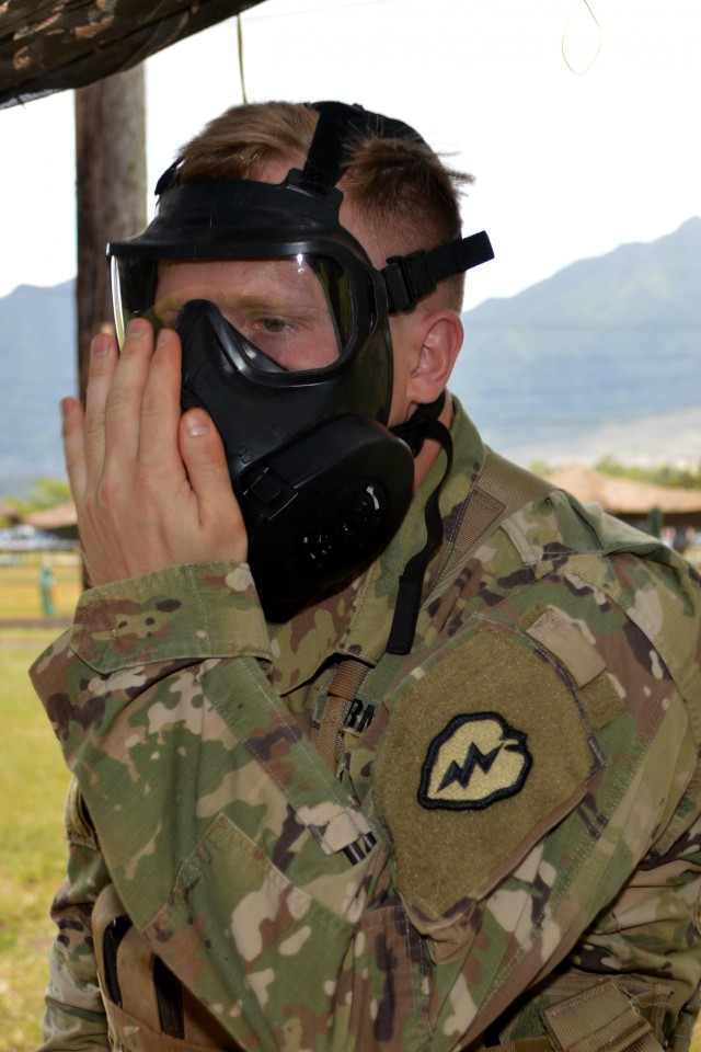 'Tropic Lightning' Soldiers continue train up for EIB