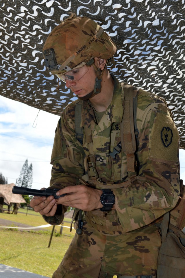 'Tropic Lightning' Soldiers finish train up for EIB