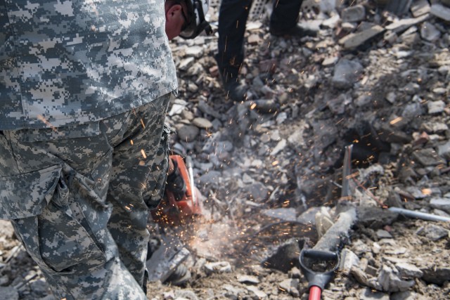 WVNG teams up with local fire, CAMC teams for search and extraction training