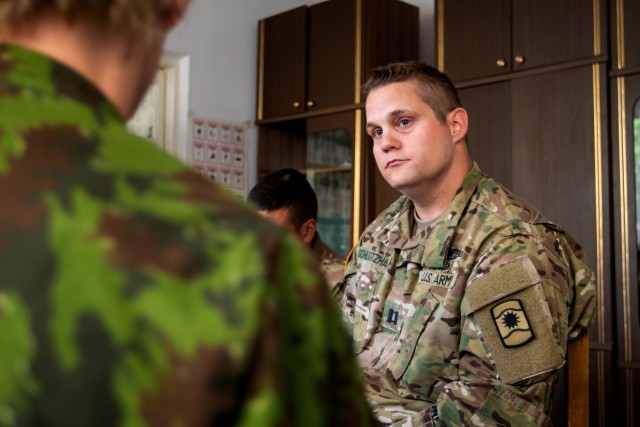 Reserve Soldiers assist Lithuanian civil leaders with crisis management planning - Saber Strike 18