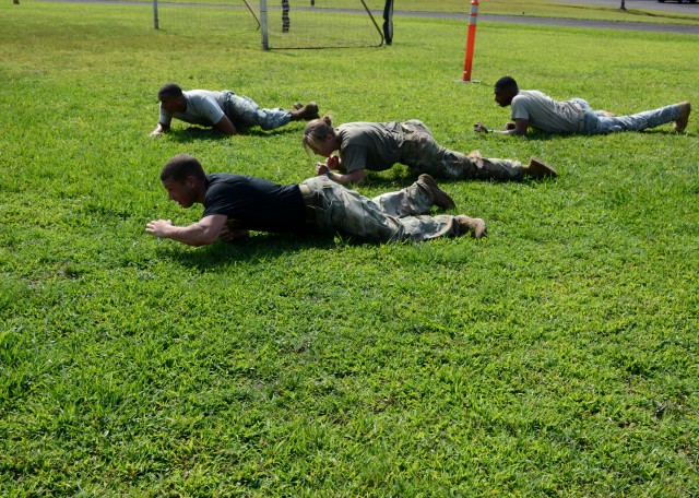 715th MI Soldiers Compete in Joint Warrior Challenge