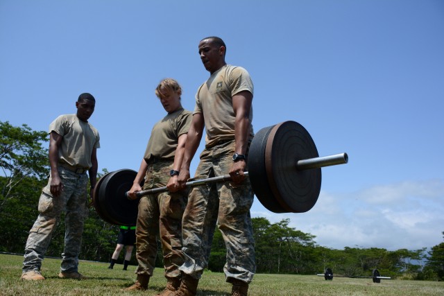 715th MI Soldiers Compete in Joint Warrior Challenge