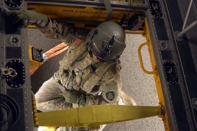 Oregon Army Guard Chinook helicopter unit prepares for homeland missions