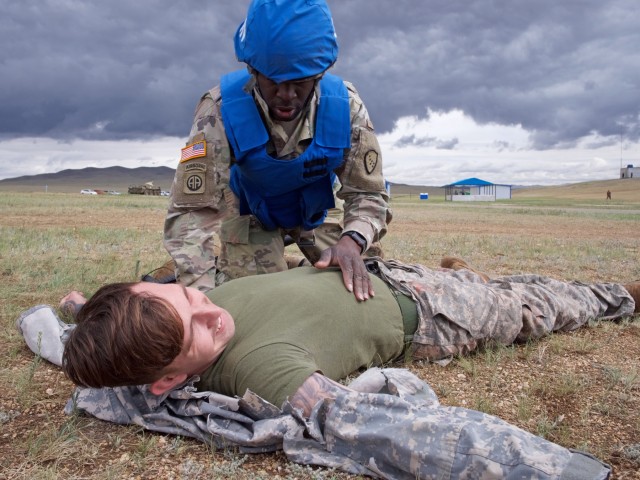 Alaska Army Guardsmen train in Mongolia to save lives