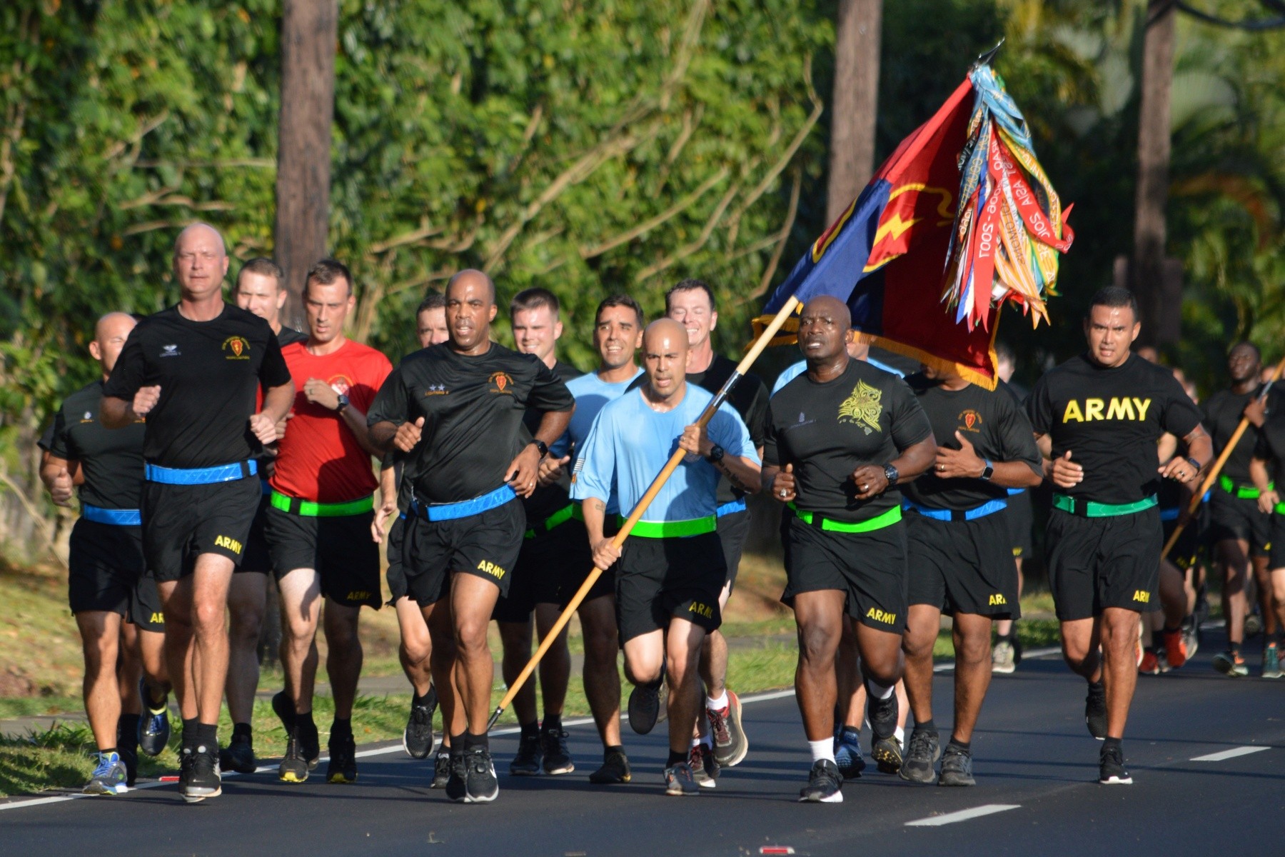 'Bronco' Brigade participates in 25ID Army Birthday Run | Article | The ...